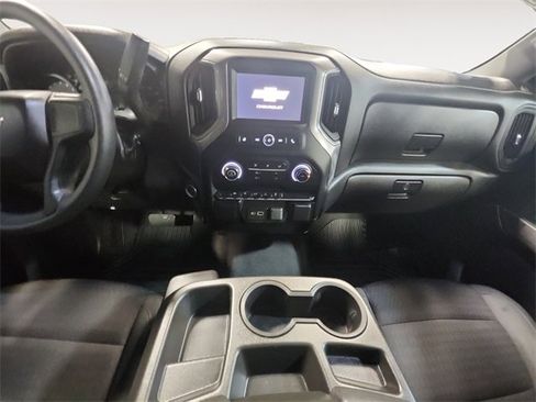 Used 2022 Chevrolet Silverado 1500 Custom image 11