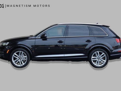 Used 2018 Audi Q7 3.0T Prestige w/ Prestige Package AWD/4WD image 3
