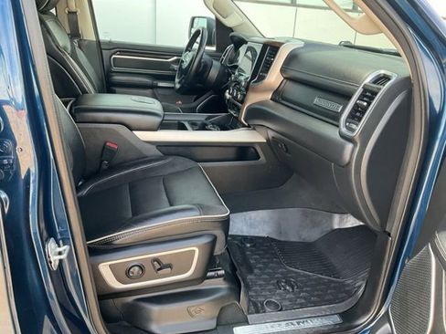 Used 2022 RAM 1500 Laramie AWD/4WD image 39