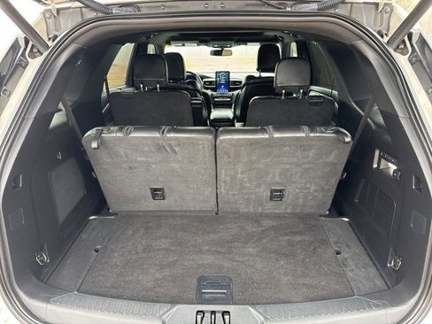 Used 2020 Ford Explorer ST w/ ST High-Performance Pack image 11