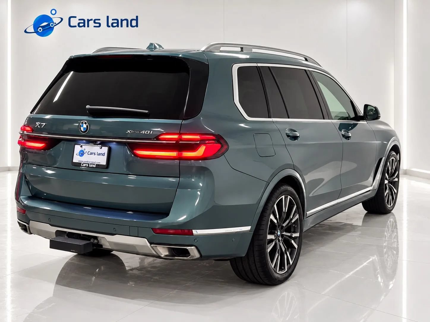 Used 2023 BMW X7 xDrive40i w/ Premium Package AWD/4WD image 3