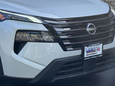 New 2026 Nissan Rogue SV AWD/4WD image 3