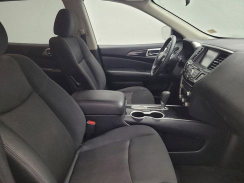 Used 2020 Nissan Pathfinder S FWD image 21
