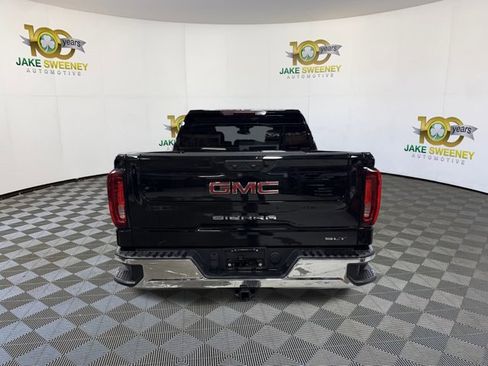 Used 2024 GMC Sierra 1500 SLT image 9