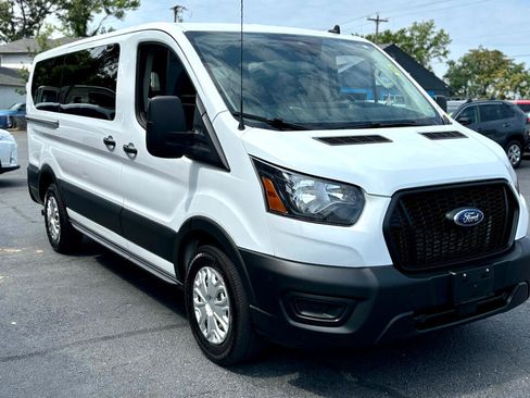 Used 2021 Ford Transit 150 XL image 3