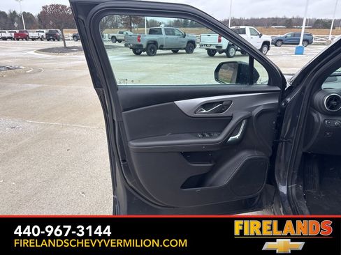 Used 2022 Chevrolet Blazer LT image 9