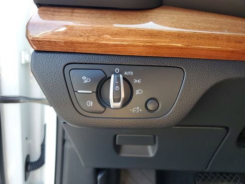 Used 2022 Audi Q5 2.0T Premium Plus image 29