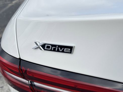 Used 2025 BMW 530i xDrive image 14