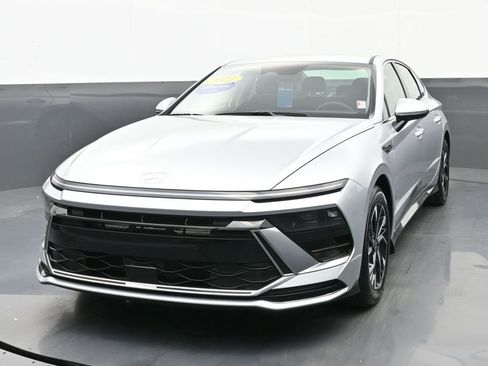 Certified 2025 Hyundai Sonata SEL FWD image 8
