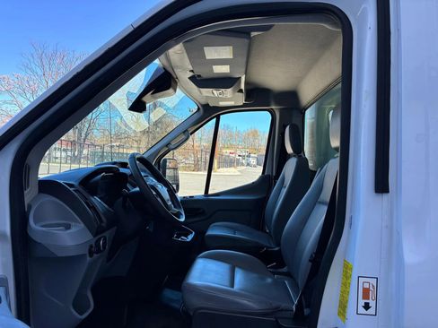 Used 2019 Ford Transit 350 156 DRW RWD image 10