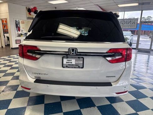 Used 2021 Honda Odyssey Touring image 6