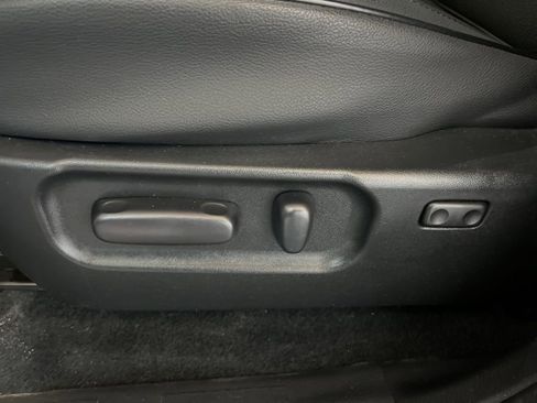 Used 2023 Toyota Tacoma TRD Off-Road image 20