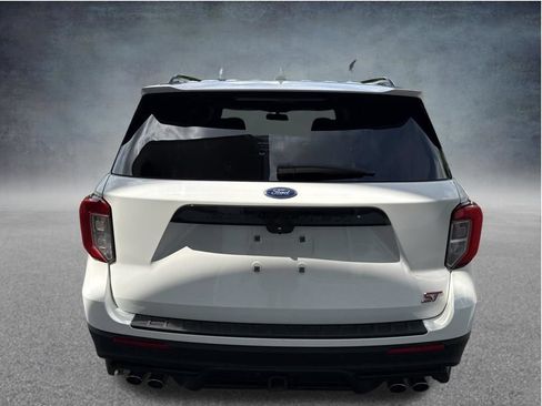 Used 2020 Ford Explorer ST w/ Premium Technology Package AWD/4WD image 4