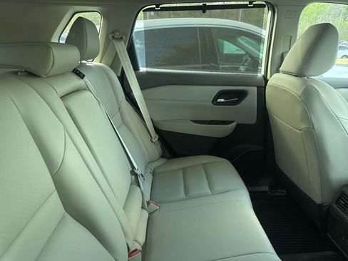 Certified 2023 Nissan Rogue SV w/ SV Premium B Package image 11