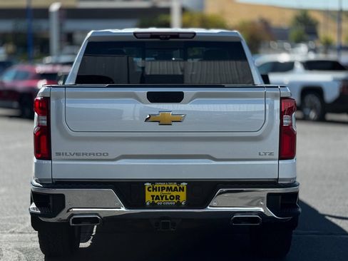Used 2025 Chevrolet Silverado 1500 LTZ w/ LTZ Premium Package AWD/4WD image 19