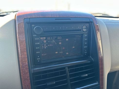 Used 2007 Ford Explorer Eddie Bauer image 20