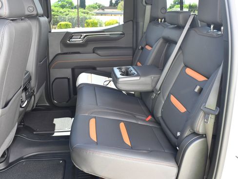 New 2026 GMC Sierra 1500 AT4 w/ AT4 Premium Package AWD/4WD image 28