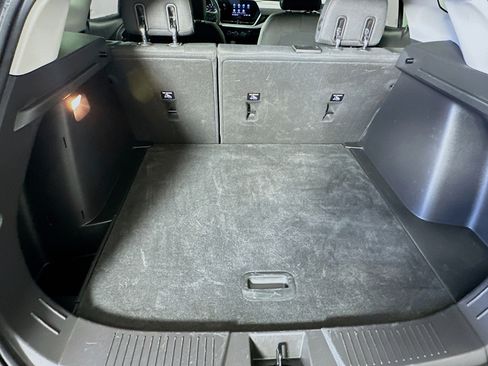 Used 2025 Chevrolet Trax LS w/ Driver Confidence Package image 27