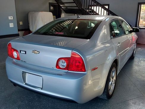 Used 2009 Chevrolet Malibu LT w/ Premium Mat Package image 10