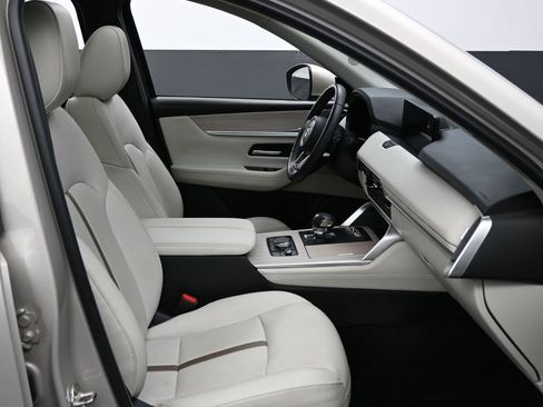 Used 2024 MAZDA CX-90 Plug-In Hybrid w/ Premium Plus image 40