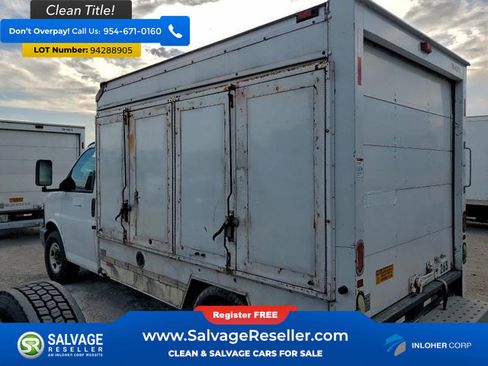 Used 2009 GMC Savana 3500 image 3