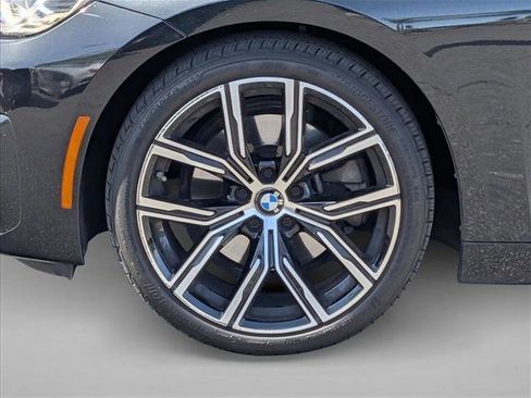 Certified 2023 BMW 230i Coupe w/ Premium Package image 10