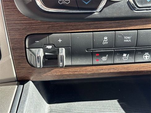 Used 2014 RAM 1500 Laramie image 36