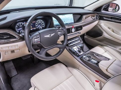 Used 2019 Genesis G90 5.0 Ultimate image 2