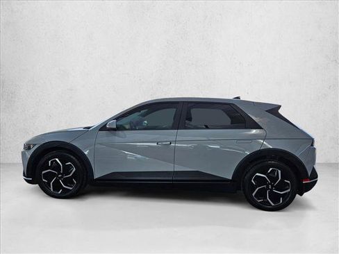 Used 2024 Hyundai Ioniq 5 SEL image 9