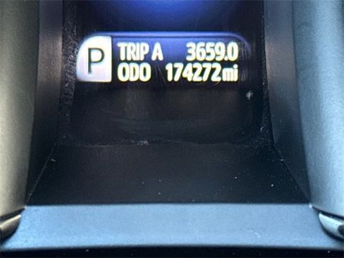 Used 2016 Toyota Avalon XLE Premium image 30