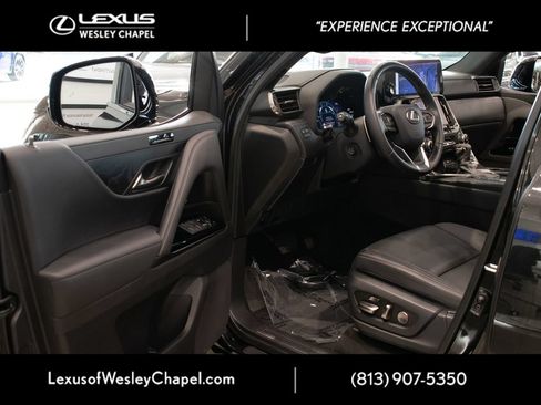 Used 2024 Lexus LX 600 4WD w/ Appearance Package image 13
