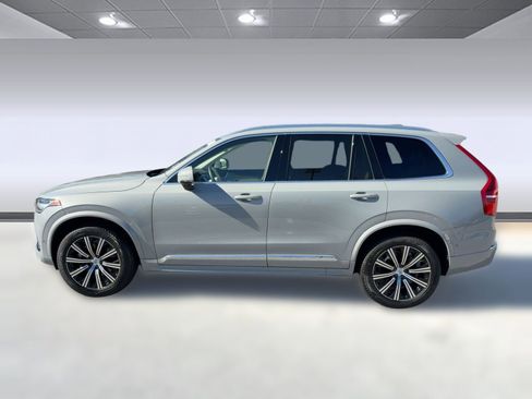 Used 2025 Volvo XC90 B5 Plus image 2
