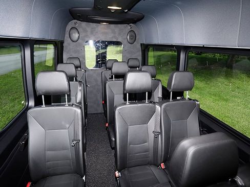 Used 2023 Mercedes-Benz Sprinter 3500 image 14