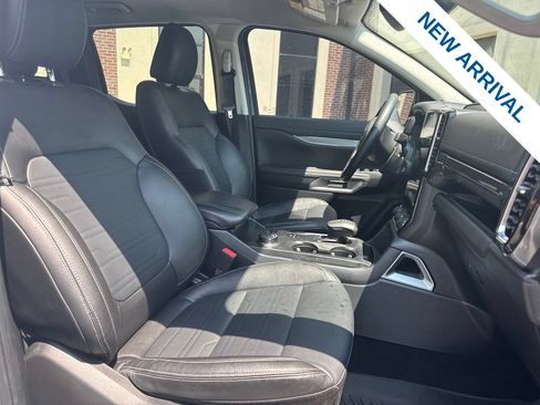 Used 2024 Ford Ranger Lariat w/ FX4 Off-Road Package AWD/4WD image 9
