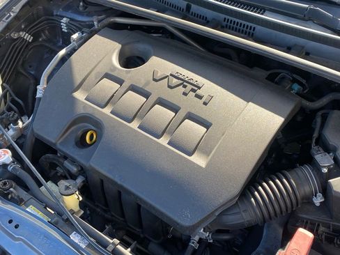 Used 2019 Toyota Corolla SE FWD image 13