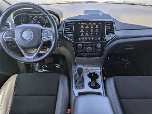 Used 2022 Jeep Grand Cherokee Laredo X RWD image 19