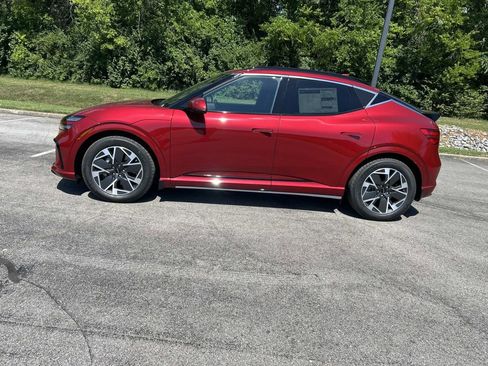 New 2026 Genesis GV60 AWD image 4