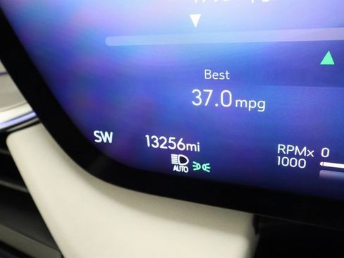 Used 2025 Buick Enclave Avenir image 14