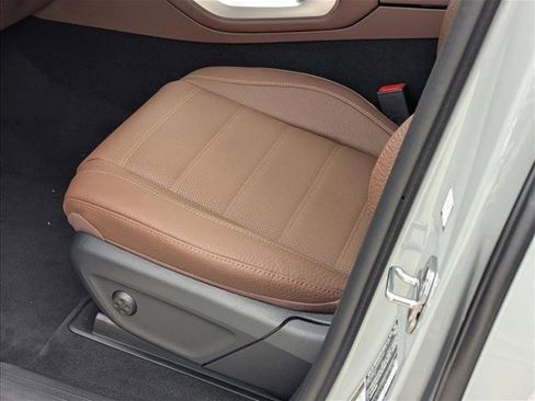 New 2026 Mercedes-Benz GLE 450 4MATIC Coupe image 4