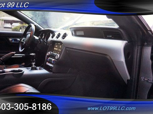 Used 2017 Ford Mustang GT Premium image 14