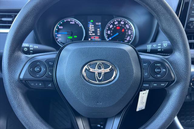Certified 2022 Toyota RAV4 LE AWD/4WD image 24