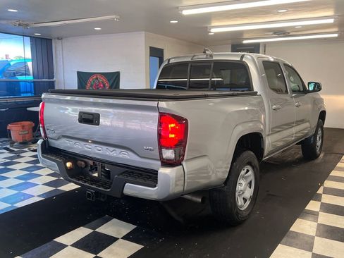 Used 2023 Toyota Tacoma SR AWD/4WD image 12