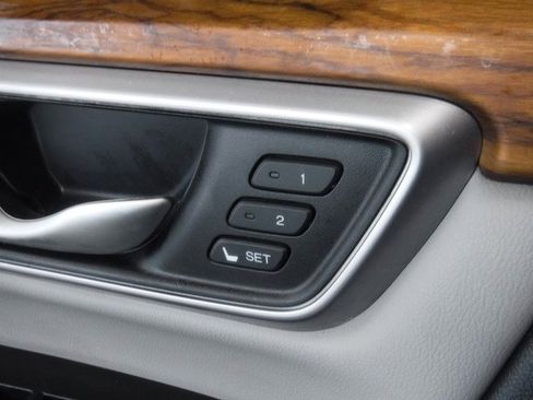 Used 2017 Honda CR-V EX-L image 14