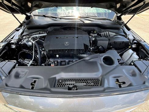 Used 2024 Acura MDX SH-AWD image 16