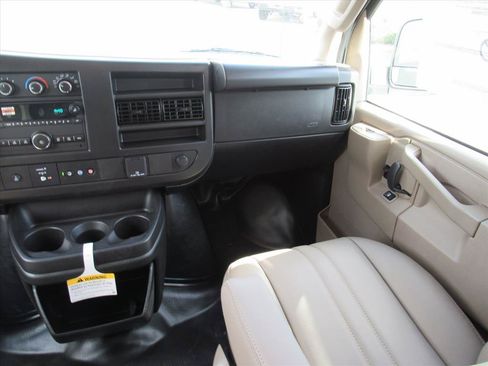 New 2026 Chevrolet Express 2500 RWD image 16