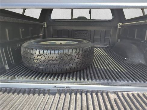 Used 2019 RAM 1500 Classic SLT w/ Luxury Group AWD/4WD image 10