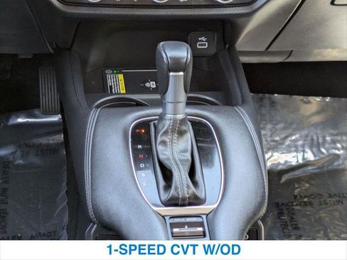 Certified 2024 Honda HR-V EX-L image 19