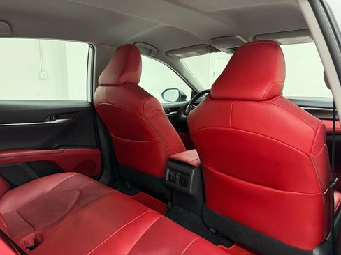 Used 2021 Toyota Camry XSE w/ Navigation Upgrade Package image 12