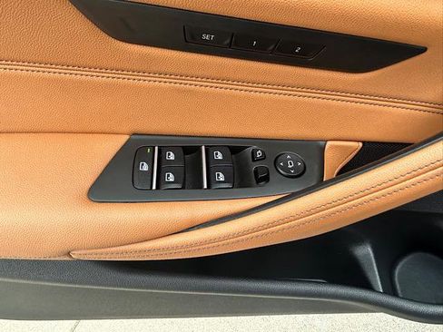 Certified 2022 BMW 530i xDrive 530i xDrive Sedan w/ Convenience Package image 17