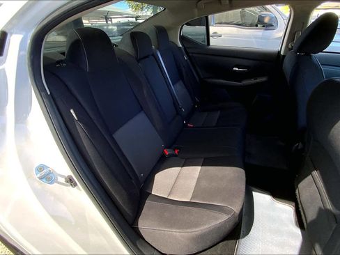 Used 2021 Nissan Sentra SV FWD image 20